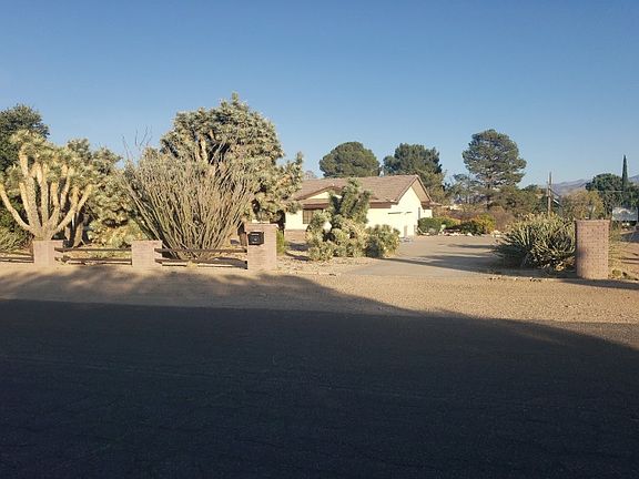2nd image of 3716 Martingale Dr