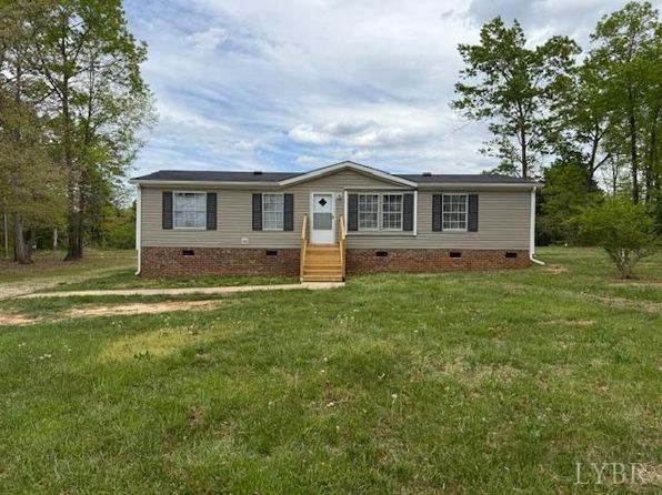 3112 Red House Rd, Appomattox, VA 24522