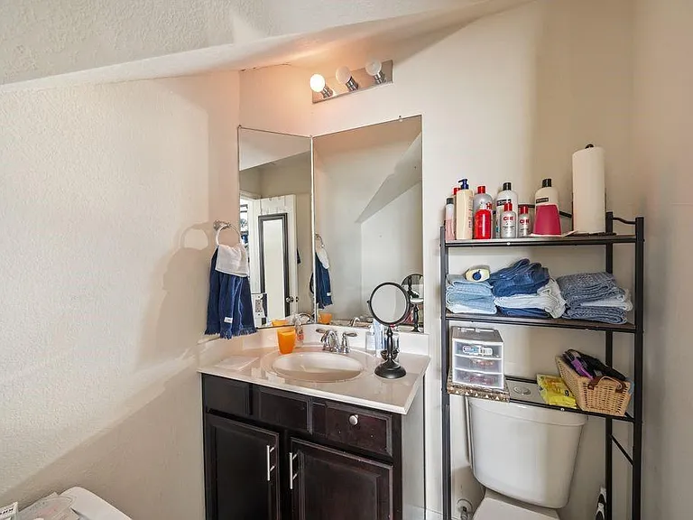 8819 Chaco Hill Ln — Photo 18