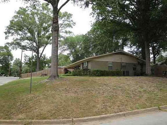 4th image of 2314 Idlewood Dr