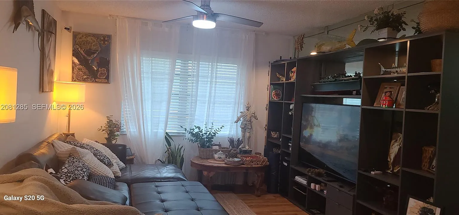 Coastal House Of Pompano — Photo 2