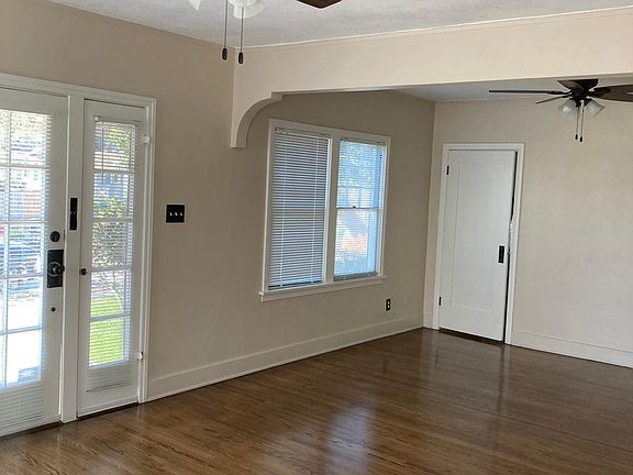 3rd image of 6320 Haviland Ave