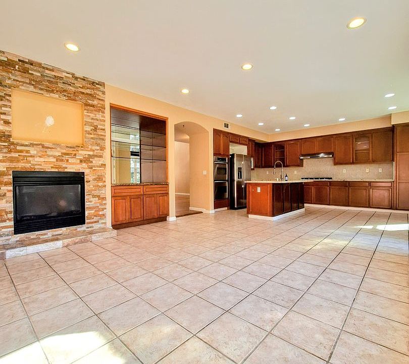 1st image of 1662 Indigo Oak Ln