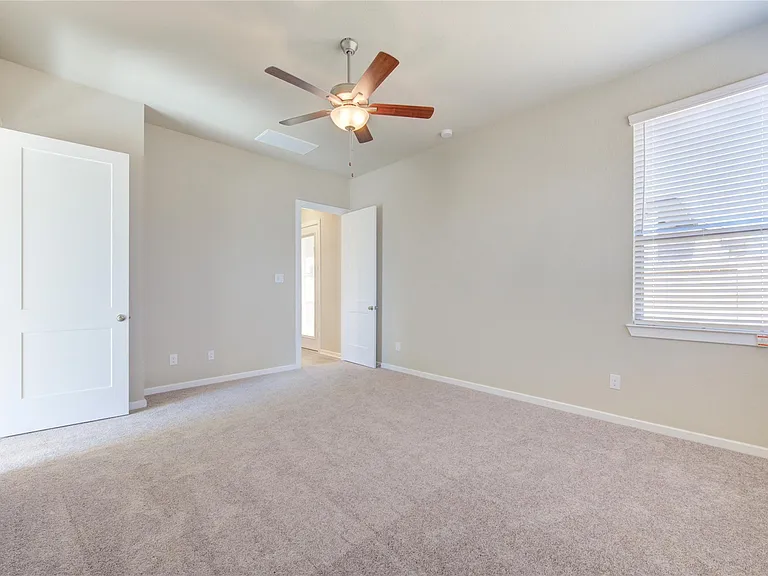 4203 Maple Glen Dr — Photo 25