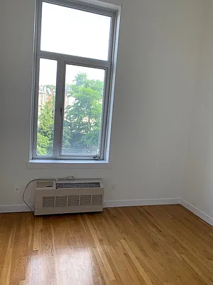 Rented by Carnegie Management Inc | media 11