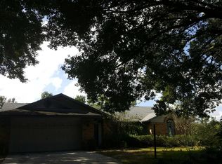 3812 Harrogate Dr, Valrico, FL 33596