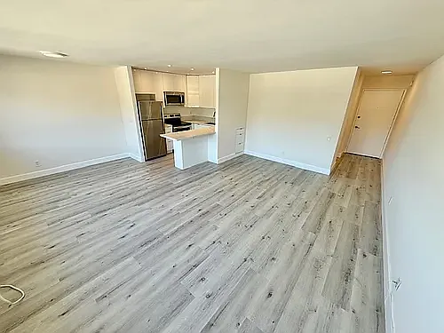 Madison Apartments — Photo 30
