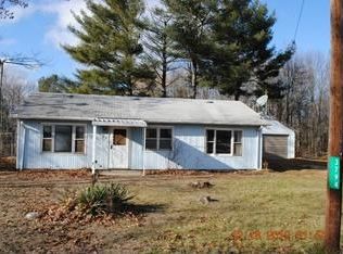 3794 Oakridge Dr, Beaverton, MI 48612
