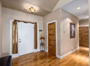 1025 High Vista Dr, Mills River, NC 28759