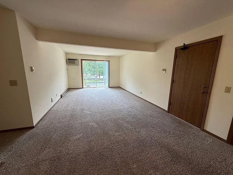High Point Commons Apartments — Photo 46