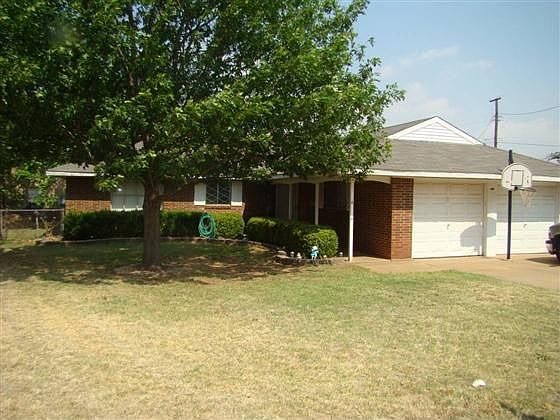 1st image of 1512 Karen Ln