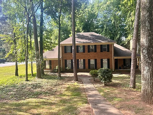 101 Cabell Way Photo 1