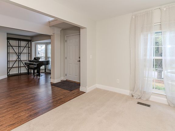 2nd image of 2101 Blankenbecker Dr
