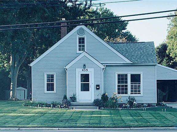 3rd image of 435 E Superior St