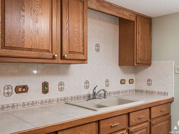 5th image of 7435 Tiffany Dr APT 2C