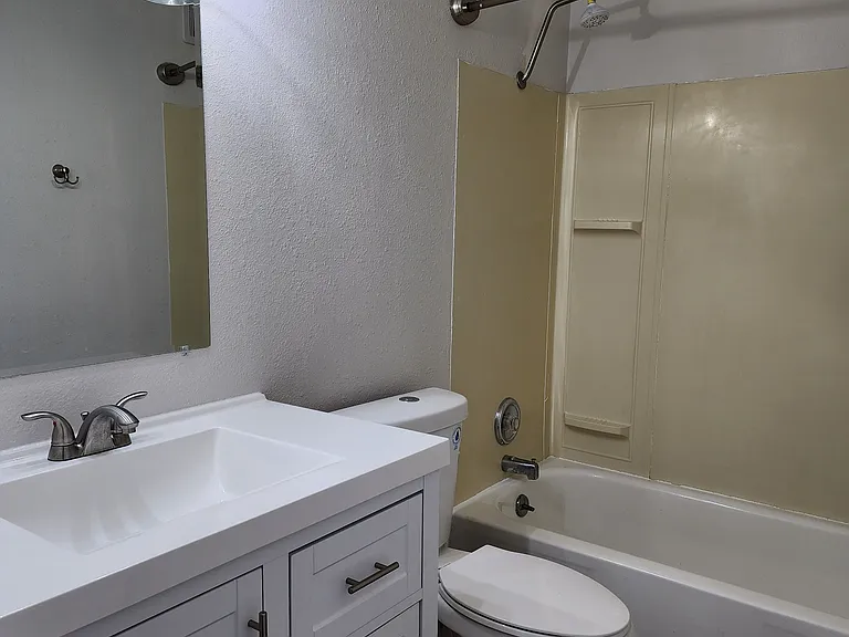 401 E 8th Ave #3 — Photo 20