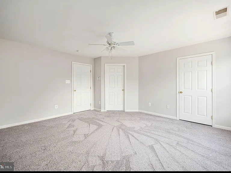 9333 Birch Cliff Dr — Photo 33