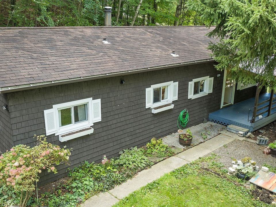 1st image of 3566 Parkway St