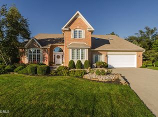 2145 S Lake Ct, Findlay, OH 45840