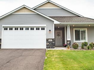 1863 155th Ln NW, Andover, MN 55304