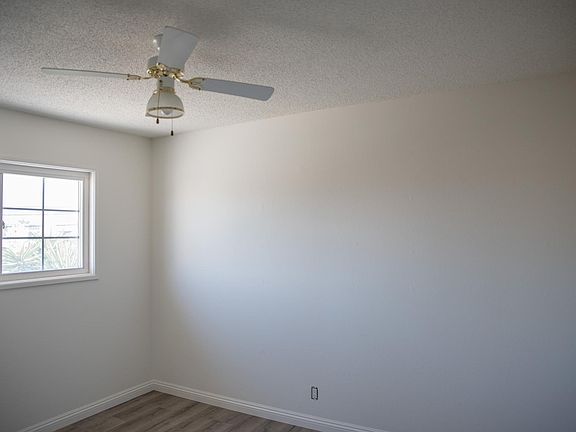 3rd image of 12619 211th St