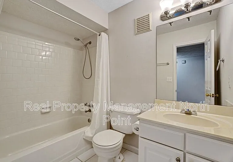 3513 Essex Ave — Photo 22