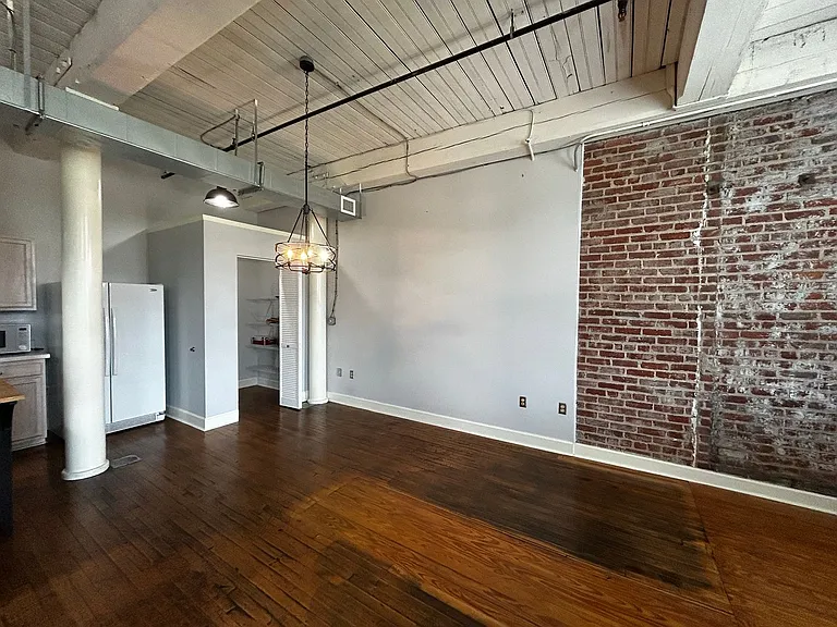 901 Jefferson St #5H — Photo 6