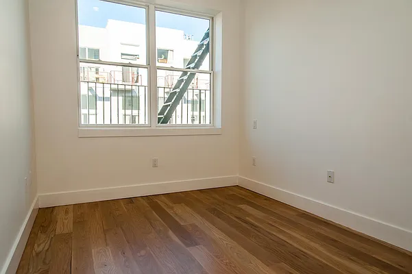 Rented by Nooklyn NYC LLC | media 48