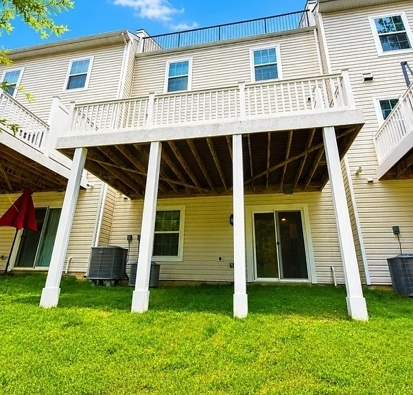 2625 Smooth Alder St — Photo 32