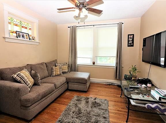 4th image of 4604 Quincy St