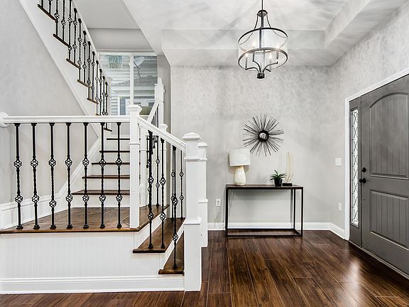 4th image of 247 N 17th St #249