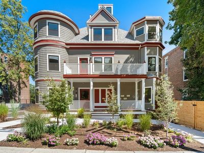 111 Winthrop Rd #3, Brookline, MA, 02445