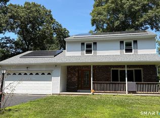 40 Taft St, Killingly, CT 06239