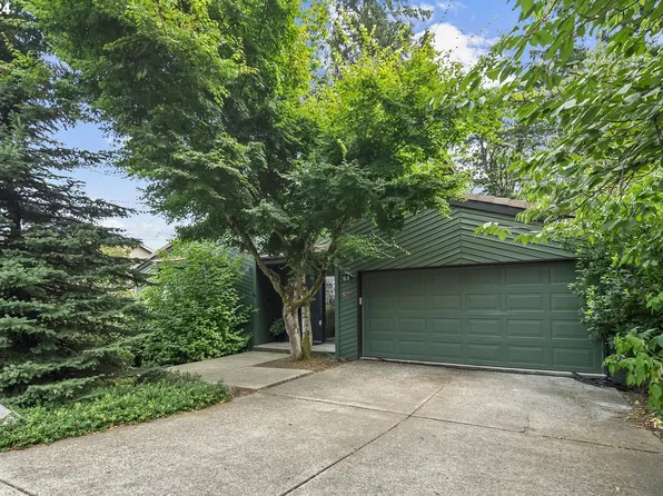 5201 Nelco Cir, West Linn, OR 97068