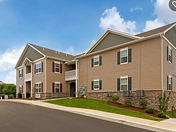 615 Thornberry Ln #203, Lititz, PA 17543 | Zillow