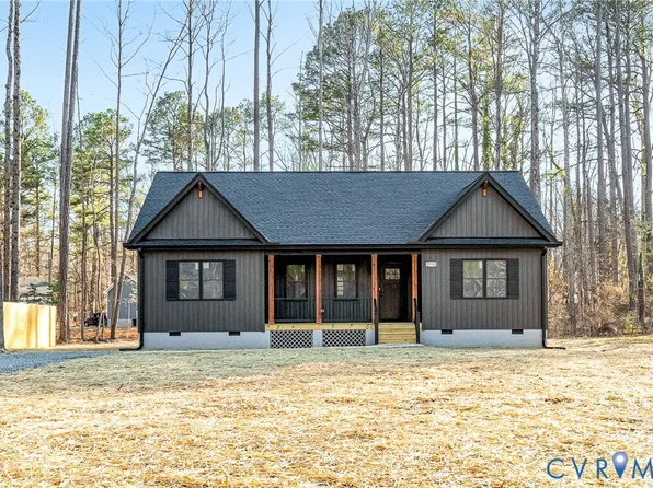 27314 Summer Dr, Ruther Glen, VA 22546