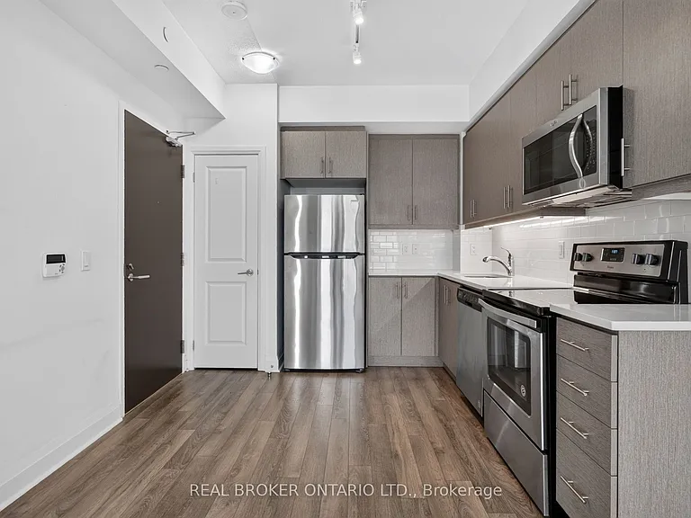 15 Zorra St #1201 — Photo 4