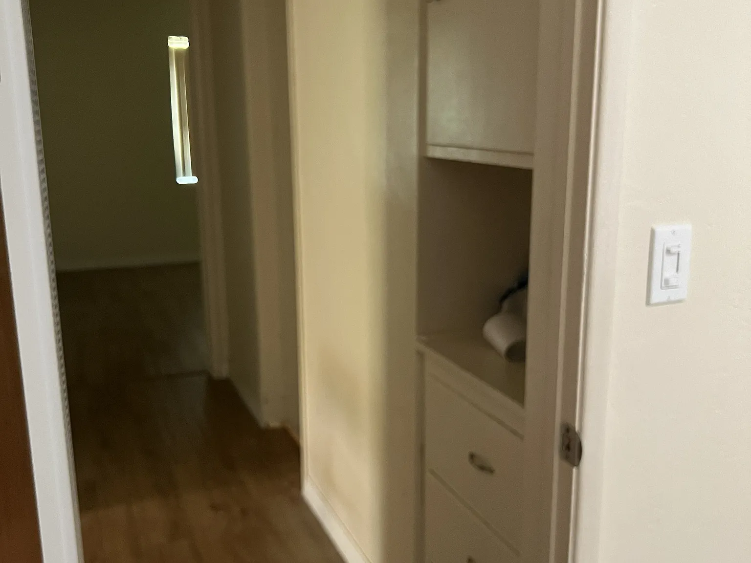 3 bed, 992 sqft, $2,995 — Photo 4