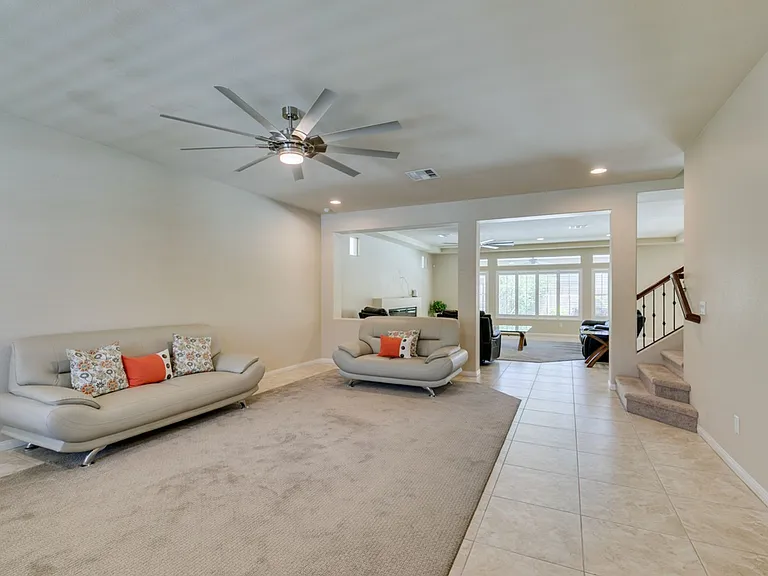 9766 Cadence Creek Ct — Photo 4