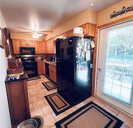 3rd image of 107 Pond Ln