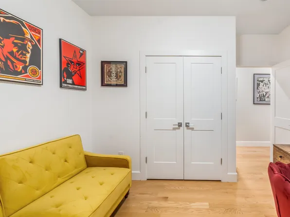 152 Beach Street image 26 of 36