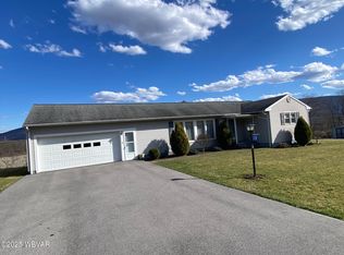 12 Crestmont Dr, Lock Haven, PA 17745