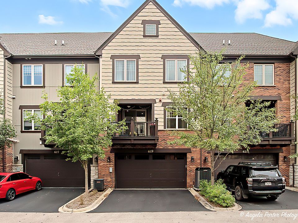 1st image of 619 Parkside Ct
