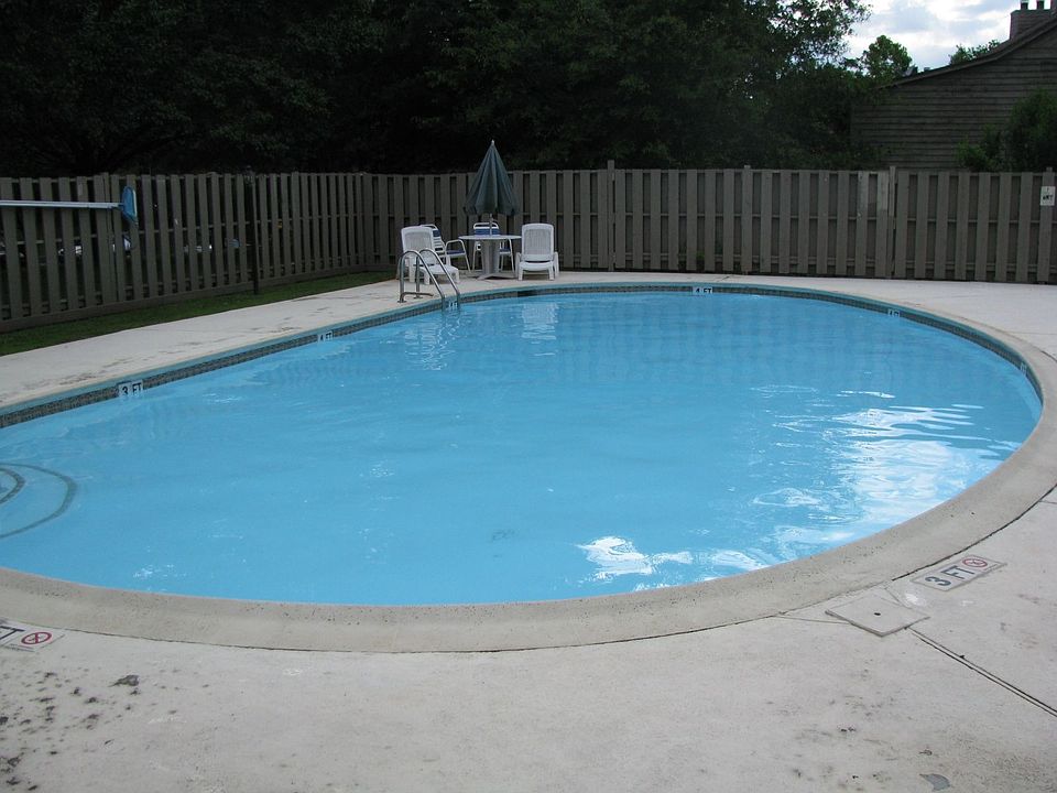 2nd image of 4134 Charlotte Hwy APT H