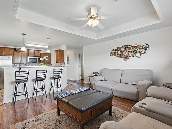 5th image of 1009 Anemone Dr