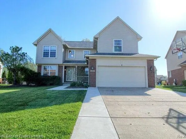 43807 S Timberview Dr, Van Buren Township, MI 48111