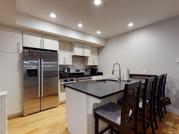 339 W Broadway APT 11