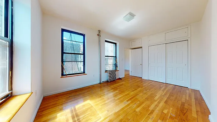 Rented by Bond New York | media 15