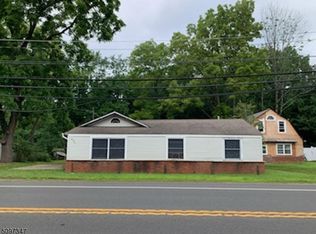 874 Tabor Rd, Morris Plains, NJ 07950