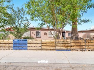 832 E Carson Rd, Phoenix, AZ 85042